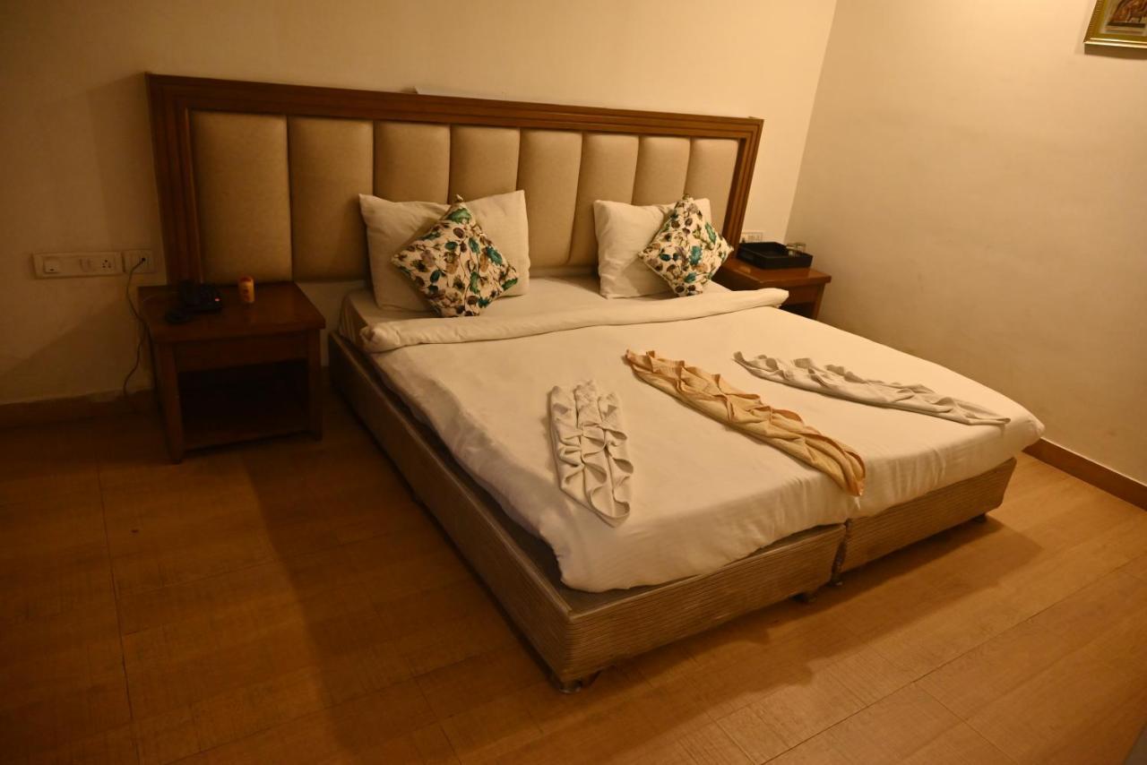 Hotel Sun Green Bhubaneswar Exterior foto