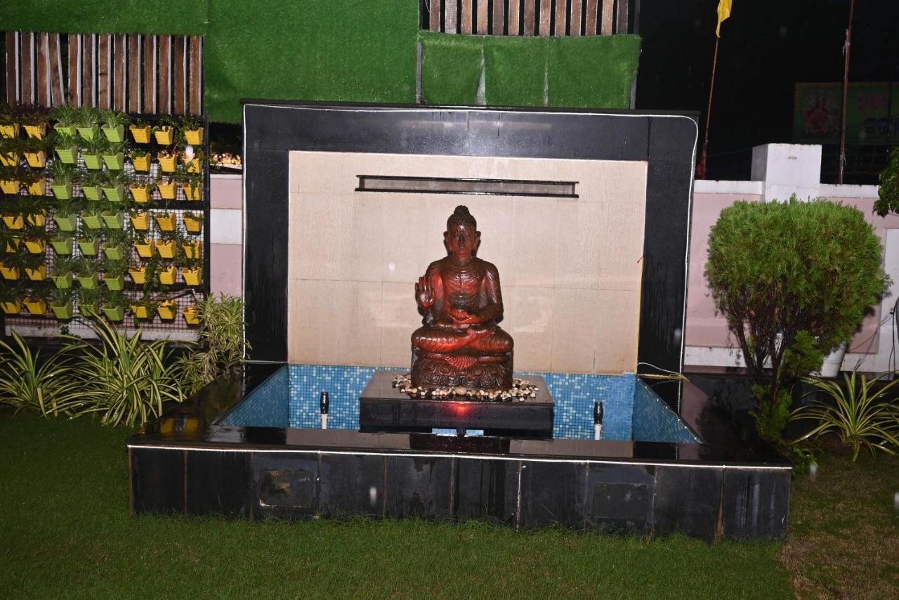 Hotel Sun Green Bhubaneswar Exterior foto