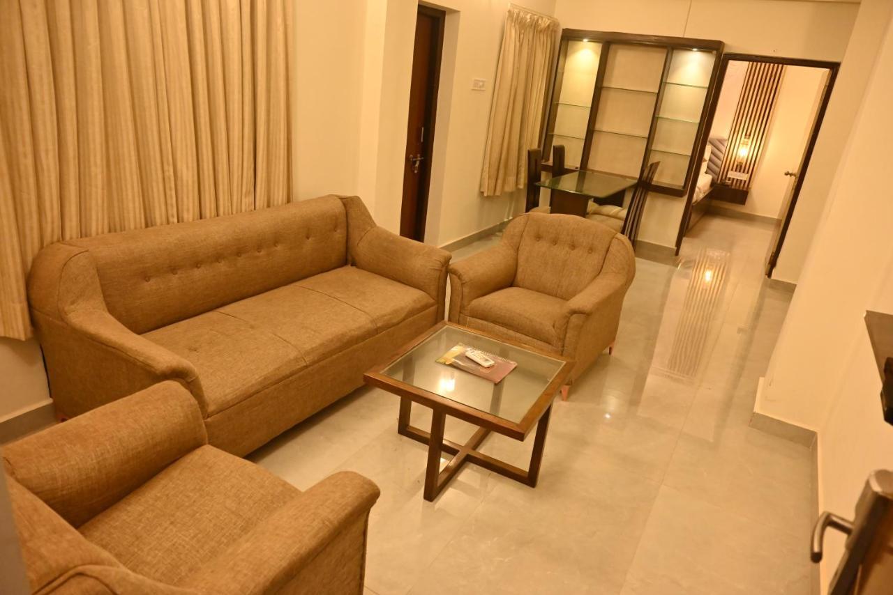Hotel Sun Green Bhubaneswar Exterior foto